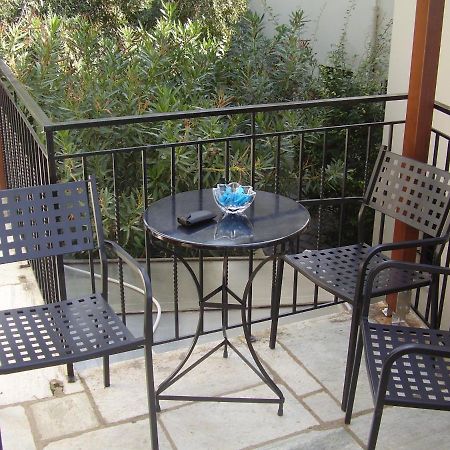 Sunset Suites Lefókasztro Kültér fotó