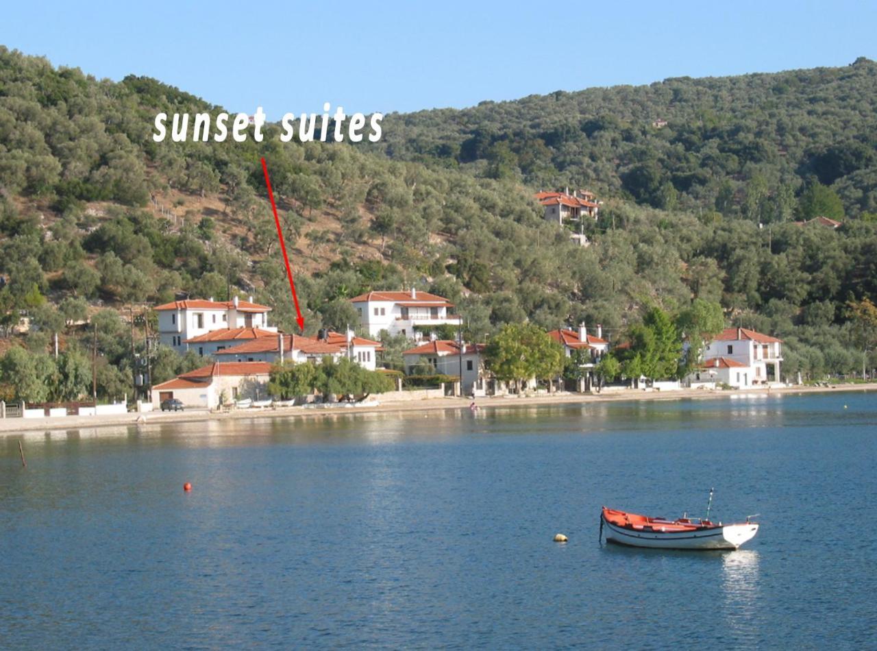 Sunset Suites Lefókasztro Kültér fotó