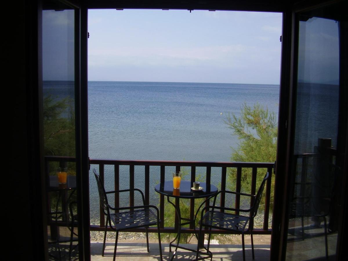 Sunset Suites Lefókasztro Kültér fotó
