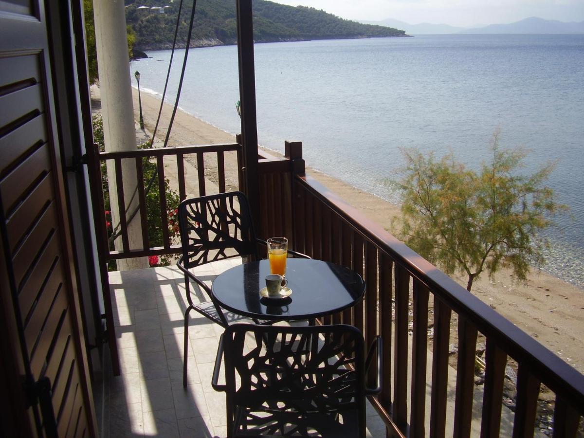 Sunset Suites Lefókasztro Kültér fotó